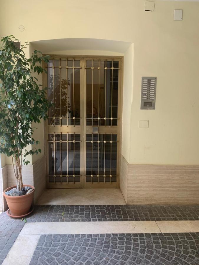 Vatican Rooms Rome Exterior photo